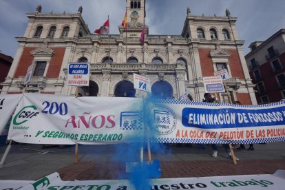 Protesta de la policía local para la mejora de sus condiciones laborales