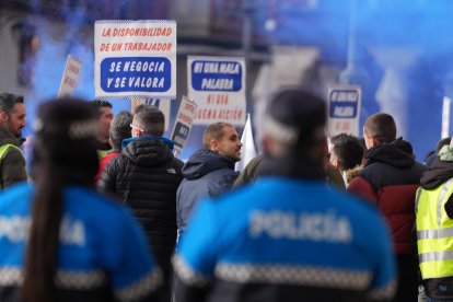 Protesta de la policía local para la mejora de sus condiciones laborales