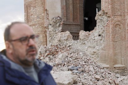 Desplome del ábside de Muriel de Zapardiel (Valladolid)