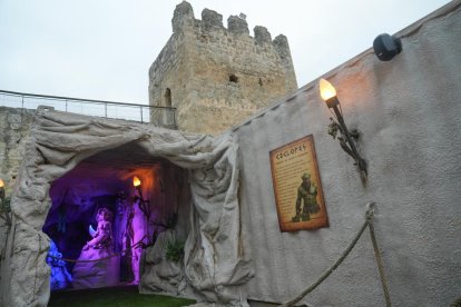 Inauguración del nuevo espacio El Laberinto de Medusa con Juan Villa.