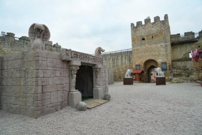 Inauguración del nuevo espacio El Laberinto de Medusa con Juan Villa.