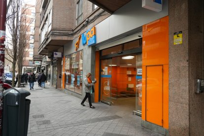 Supermercado Lupa en la calle Tudela.