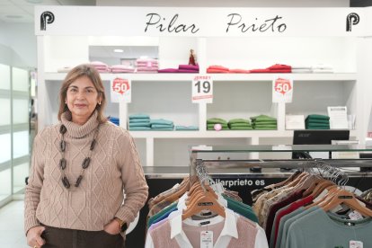 Ana María Martín, propietaria de las tiendas Pilar Prieto en Valladolid.