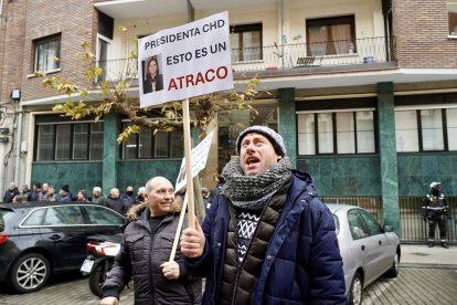 Los regantes del Páramo Bajo de León se movilizan ante la CHD para exigir que cumpla los compromisos firmados