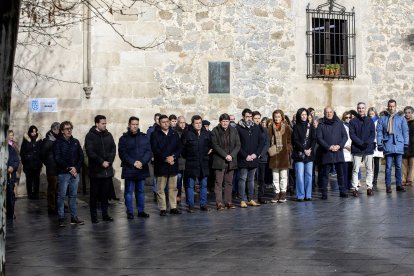 Minuto de silencio en la diputación de Ávila  por los fallecidos en el accidente de trenes en Córdoba