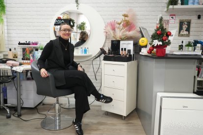 Verónica Del Caz, dueña de la peluquería Salón de belleza Artix