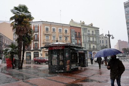 La borrasca Kristin cubre Valladolid capital de nieve