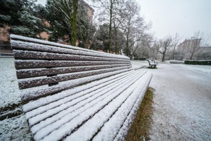 La borrasca Kristin cubre Valladolid capital de nieve