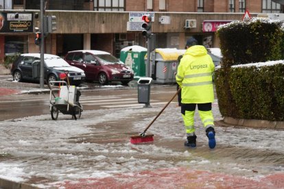 Nieve en Valladolid capital por la borrasca Kristin