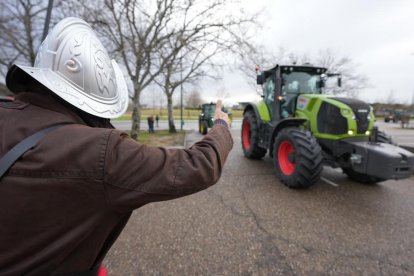 Los tractores toman las calles de Valladolid, en protesta por Mercosur.