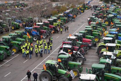 Tractores ya en Valladolid para comenzar la protesta