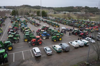 Tractores ya en Valladolid para comenzar la protesta
