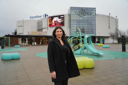 Carolina Castro, gerente del centro comercial Vallsur