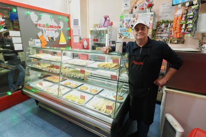 Javier en la bocatería Piccolo de Macías Picavea