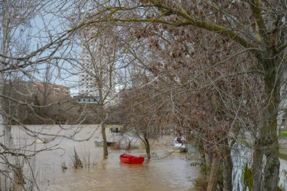 Crecida del río Pisuerga a su paso por Valladolid