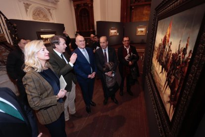 Ferrer-Dalmau, junto a Carvajal y Carnero, en la inauguración.