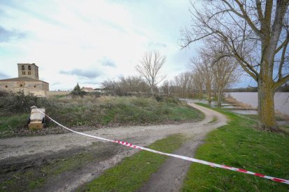 Crecida del Duero a su paso por San Miguel del Pino y Tordesillas