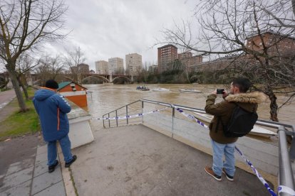 Subida del caudal del Pisuerga a su paso por las Moreras.