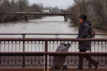 Subida del caudal del Pisuerga a su paso por las Moreras.