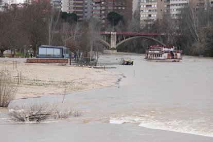 Subida del caudal del Pisuerga a su paso por las Moreras.