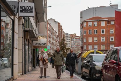 La calle vallisoletana mitad centro, mitad vía