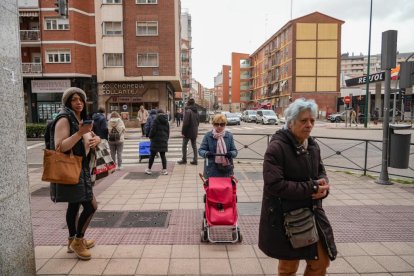 La calle vallisoletana mitad centro, mitad vía