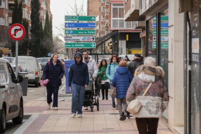 La calle vallisoletana mitad centro, mitad vía