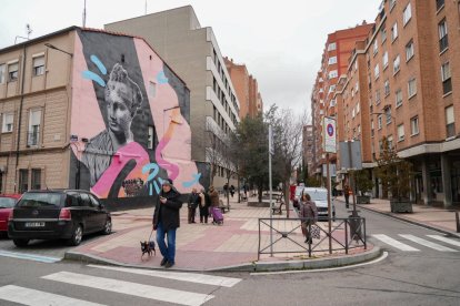 La calle vallisoletana mitad centro, mitad vía