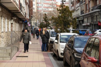 La calle vallisoletana mitad centro, mitad vía