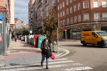La calle vallisoletana mitad centro, mitad vía