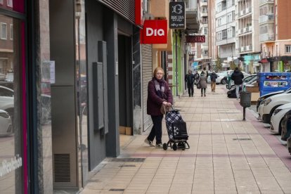 La calle vallisoletana mitad centro, mitad vía