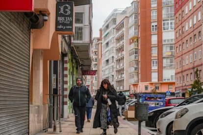La calle vallisoletana mitad centro, mitad vía