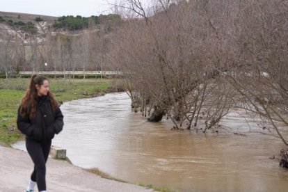 El río Duratón a su paso por Rábano y Peñafiel en Valladolid
