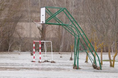 El río Duratón a su paso por Rábano y Peñafiel en Valladolid
