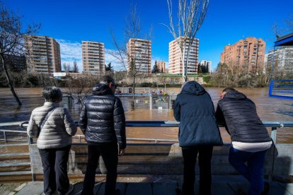 El río Pisuerga a su paso por la capital vallisoletana.