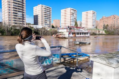 El río Pisuerga a su paso por la capital vallisoletana.