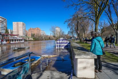 El río Pisuerga a su paso por la capital vallisoletana.