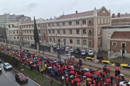 Manifestación del sector de transporte sanitario en Valladolid.