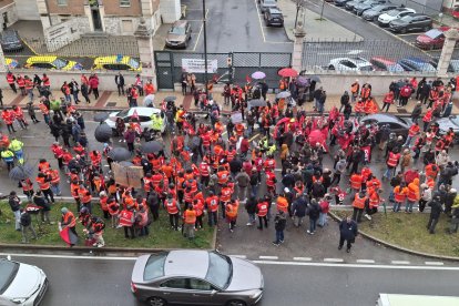 Manifestación del sector de transporte sanitario en Valladolid.
