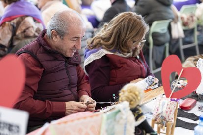 Encuentro de encajeras, con más de 500 participantes. PHOTOGENIC