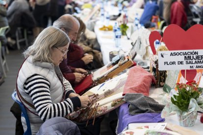 Encuentro de encajeras, con más de 500 participantes. PHOTOGENIC