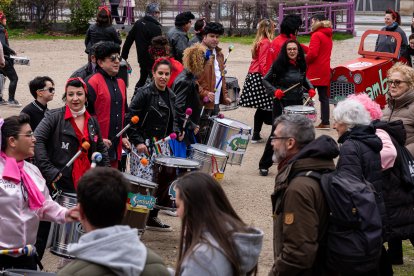 Batucada Escola Sambulé en Poniente
