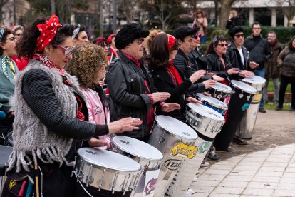 Batucada Escola Sambulé en Poniente