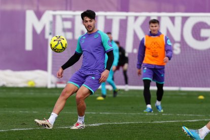 Primer entrenamiento del Real Valladolid con Fran Escribá al frente.