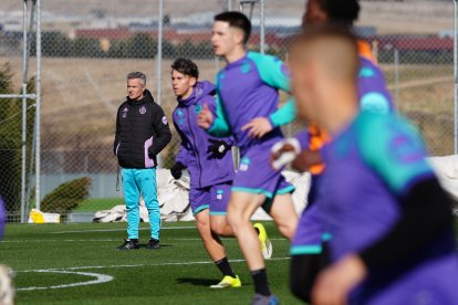 Primer entrenamiento del Real Valladolid con Fran Escribá al frente.
