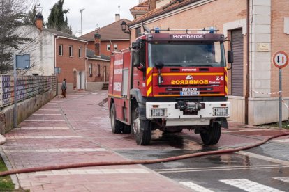 Casas y calles afectadas por la crecida del río Duero