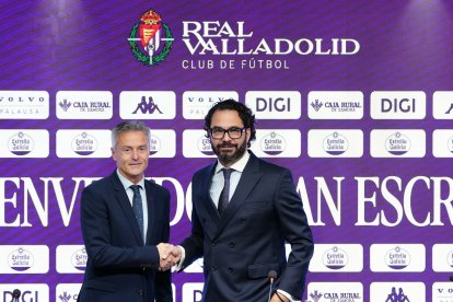 Presentación de Fran Escribá como nuevo entrenador del Real Valladolid.