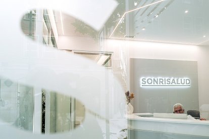 La política de Sonrisalud se apoya en tarifas transparentes y la posibilidad de ofrecer planes de financiación personalizados.