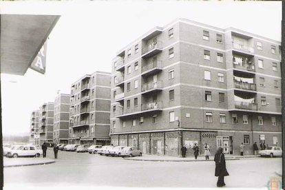 Edificios de viviendas de la calle Cardenal Cisneros, a la altura del cruce con la calle Cardenal Torquemada.