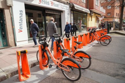 La parada de Biki en la calle Cardenal Cisneros.